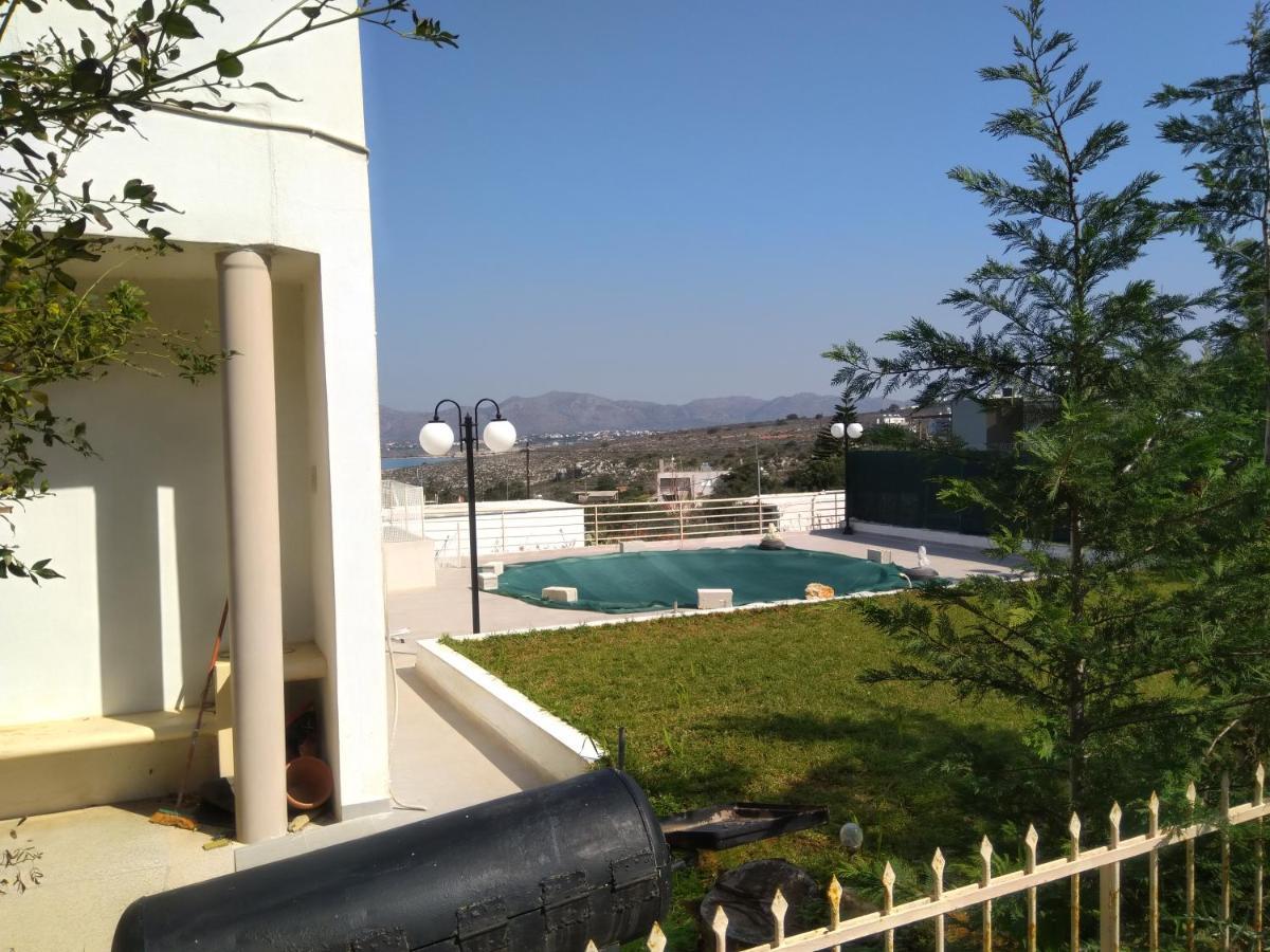 Thanasis Villa Kounoupidhianá エクステリア 写真