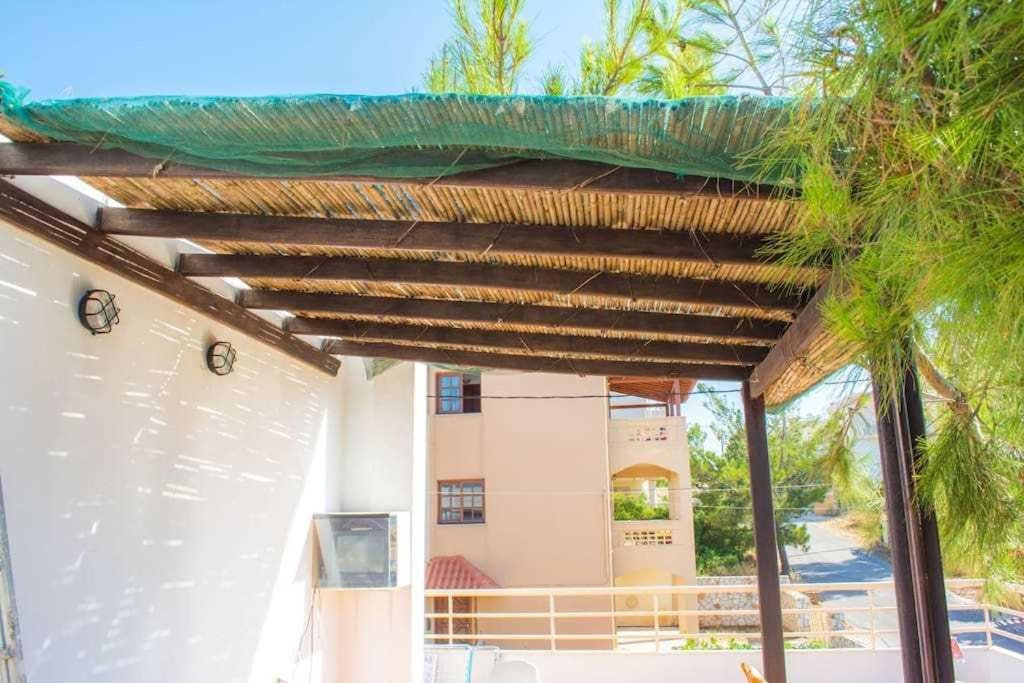 Thanasis Villa Kounoupidhianá エクステリア 写真